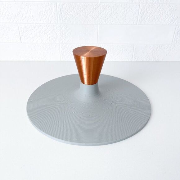 Miniature Patio Table 6 Chairs Gray Copper Large Round 1:6 Scale Dollhouse - Picture 6 of 7